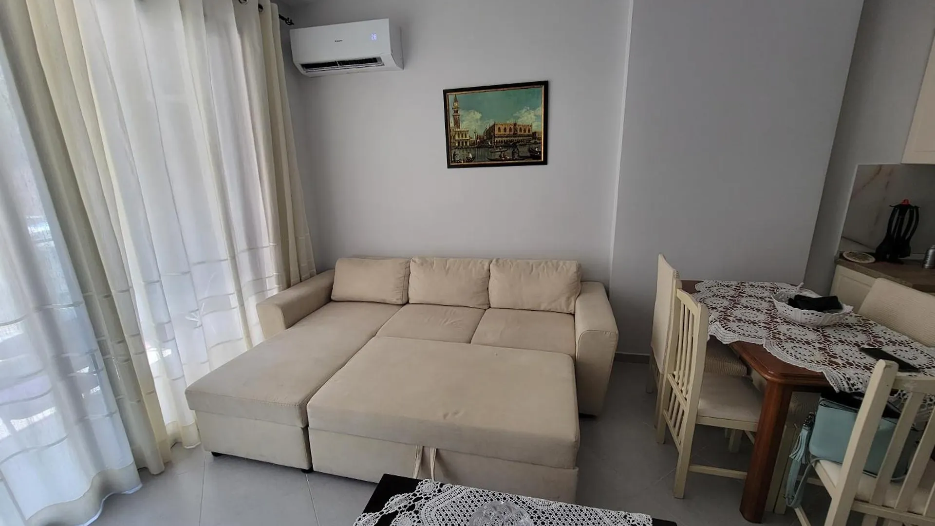 Henri'S Apartments Vlorë